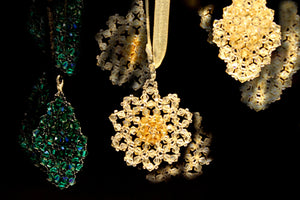 KKashicrystals handmade mit Swarovski Kristalle und japanischen Seedbeads